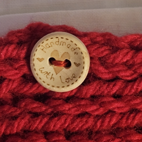 Handcrafted Crochet Crossbody Bag White and Red Upcycled - Picture 8 of 17